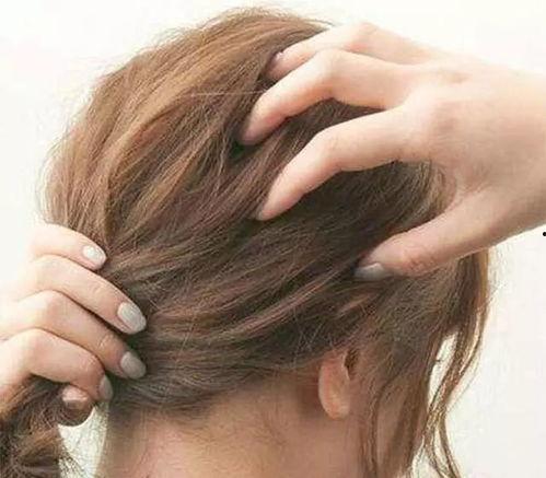 怎样扎头发好看视频,打造时尚发型，轻松学会扎发技巧